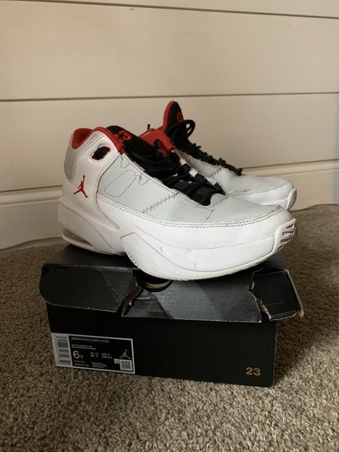 Nike air jordan max aura - jordan,