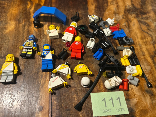 Lego classic space minifigure - space,