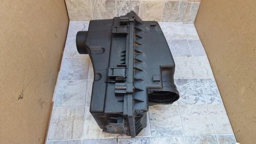 Peugeot 406 air filter box - 406, 8b