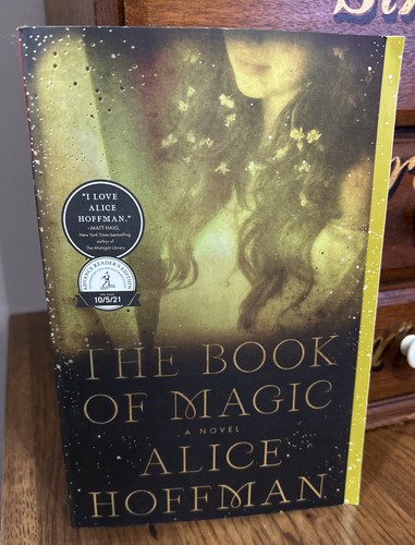 Arc the book magic - book, by