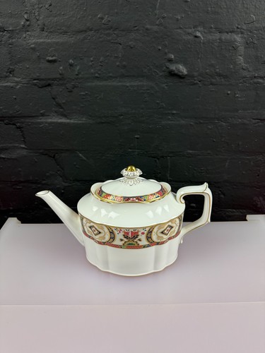 Royal crown derby - derby, chelsea