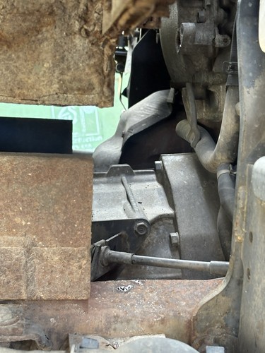 Nissan cabstar f24 yd25ddti - cabstar,