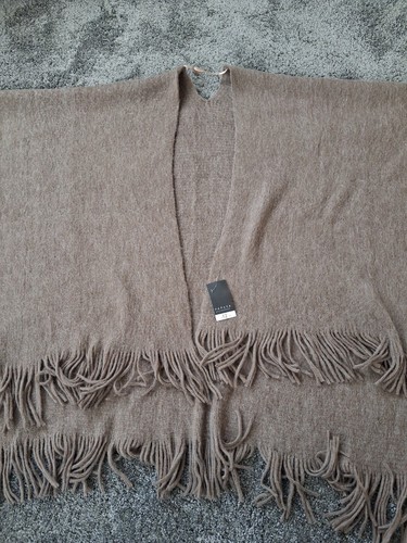 Ladies shawl one - shawl., size.