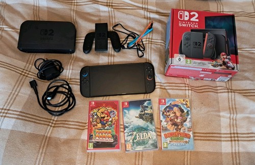 Nintendo switch with zelda - nintendo,