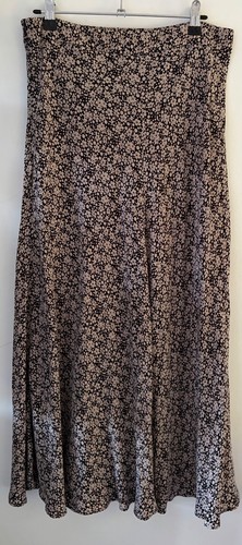 Zara maxi skirt - zara, size