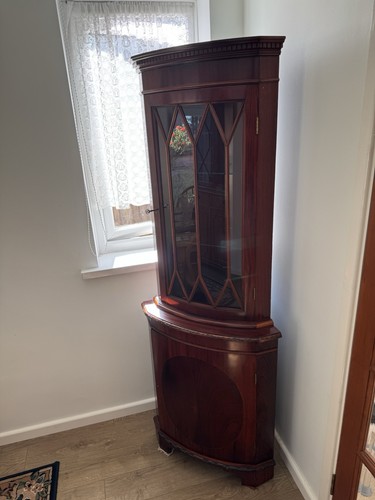 Glass corner display cabinet - display,