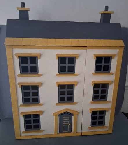 Lovely space saving slimline - lovely,