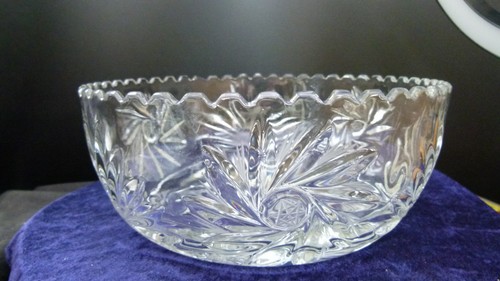 Lead crystal bowl - pinwheel, and