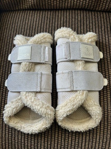 Eskadron full size sheepskin - eskadron,