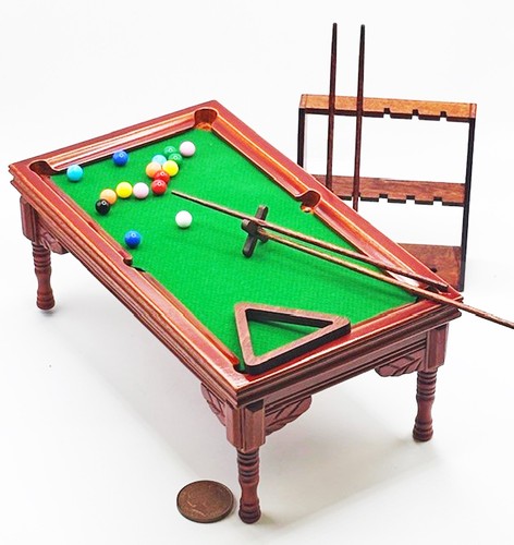 Dolls house pub - house,