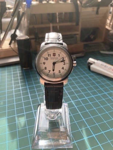 Victorinox swiss army - victorinox,