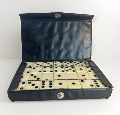 Vintage double six dominoes - vintage,