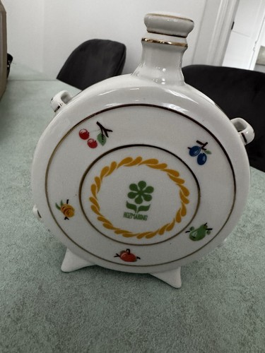 Hollohaza porcelain flask
