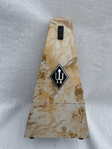 Wittner pyramid marble effect - marble,
