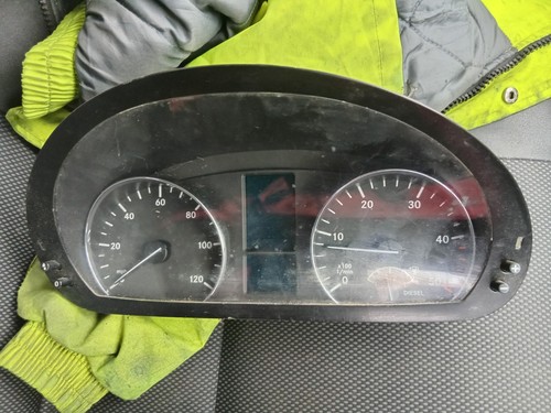 Mercedes sprinter dash - mercedes,