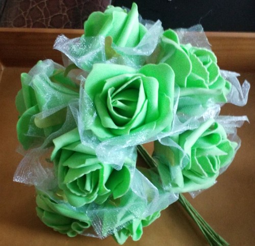 Bunch lime green foam - bunch, 8