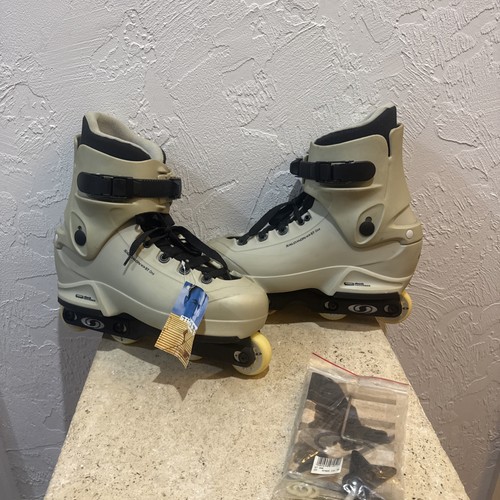New nwt salomon one - new, size