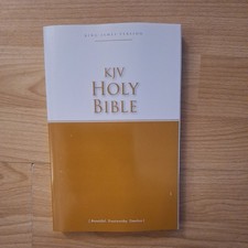 Holy Bible: King James Version, KJV Economy Outreach Bible Paperback NELSON