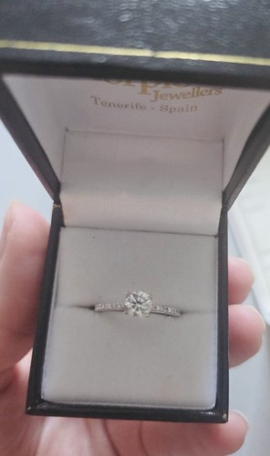 Scorpio jewellers 18ct white - 18ct,