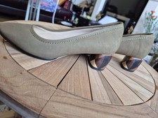 Clarks Women's Court  Never