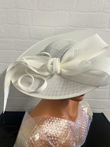 White wide brim - , occasion