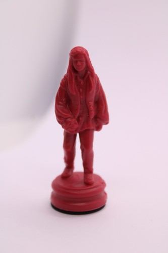 Red miniature labyrinth - labyrinth, sarah