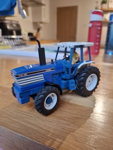 Britains farm toys - britains,