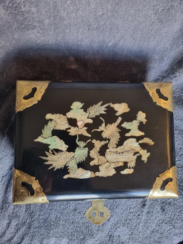 Vintage chinese jewellery box - chinese,