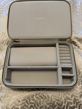 Stackers Sage green Travel