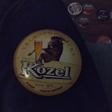 VELKOPOPOVICKY KOZEL BEER FROGEYE Keg LENS PUMP BADGE CLIP CZECH EXPORT