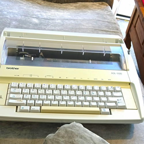 Brother 100 electronic - ax-100,