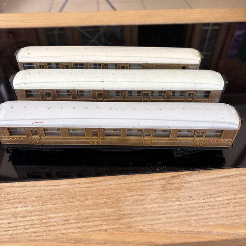 Hornby lner teak passenger - teak,