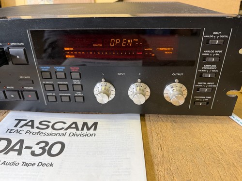 Tascam professional - da-30,