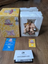 Piggin "Christmas Kisses" Limited Edition, Hand Painted New other 