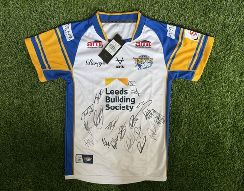 Genuine leeds rhinos signed - genuine,