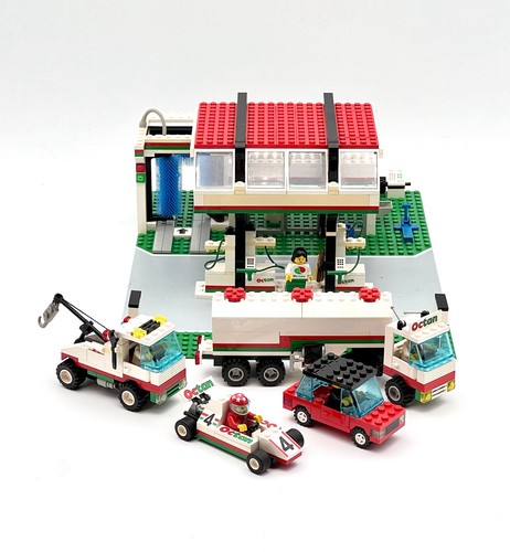 Lego system town city 6397 - town,