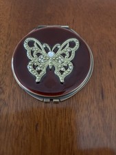 Beautiful compact mirror - a,