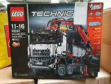 Lego Technic 42043  Mercedes Benz Arcos Retired Model. Sealed NEW Rare 