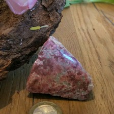 Thulite Cut from Norway Leksvik 115g Healing Stone