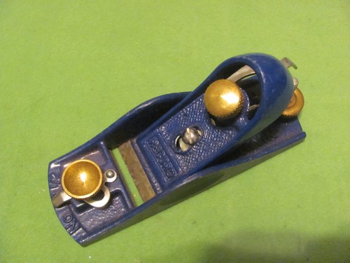 Record 1 2 adjustable - 1/2,