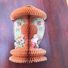 Vintage 1930s Valentine Greeting Card. Honeycomb Cherubs Love,  USA