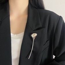 French Style Long Leaf Pin