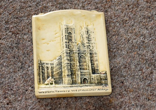 Vintage ivorex wall hanging - 3d,