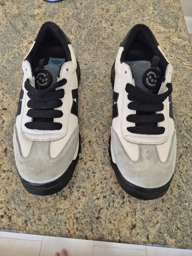 The art company shoes - the,