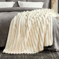 Warm luxurious comfort - warm,
