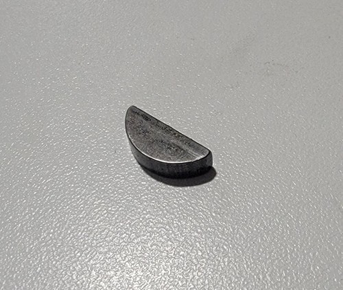 Magneto rotor woodruff key - rotor,