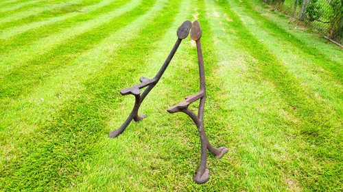 Antique platform cast - platform,