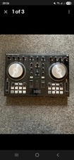 Traktor Kontrol S2 MK2 DJ Controller