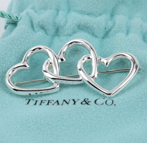 Tiffany triple open - &,