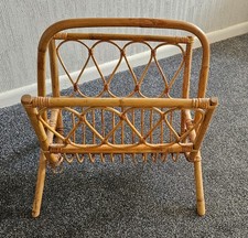 Cane newspaper magazine rack